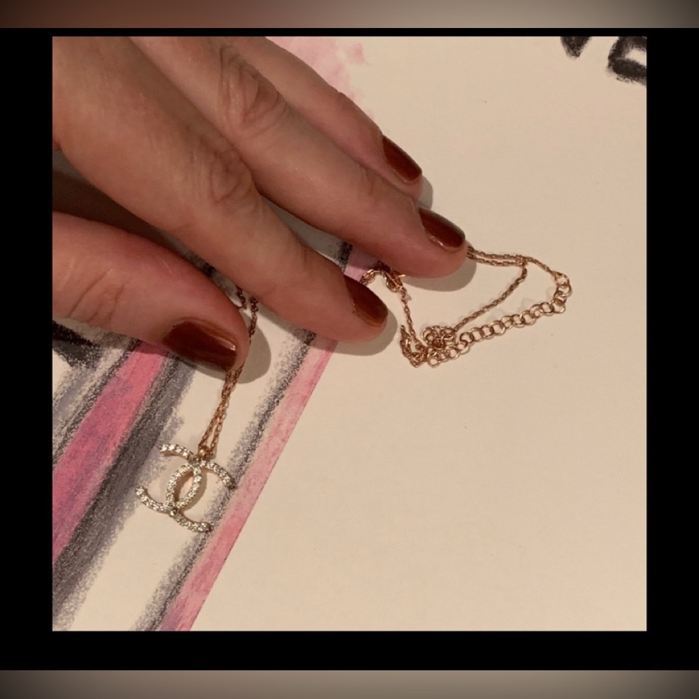 Brand new , rare Rose Gold Crystal  Necklace, great for Holidays gift - Picture 11 of 14